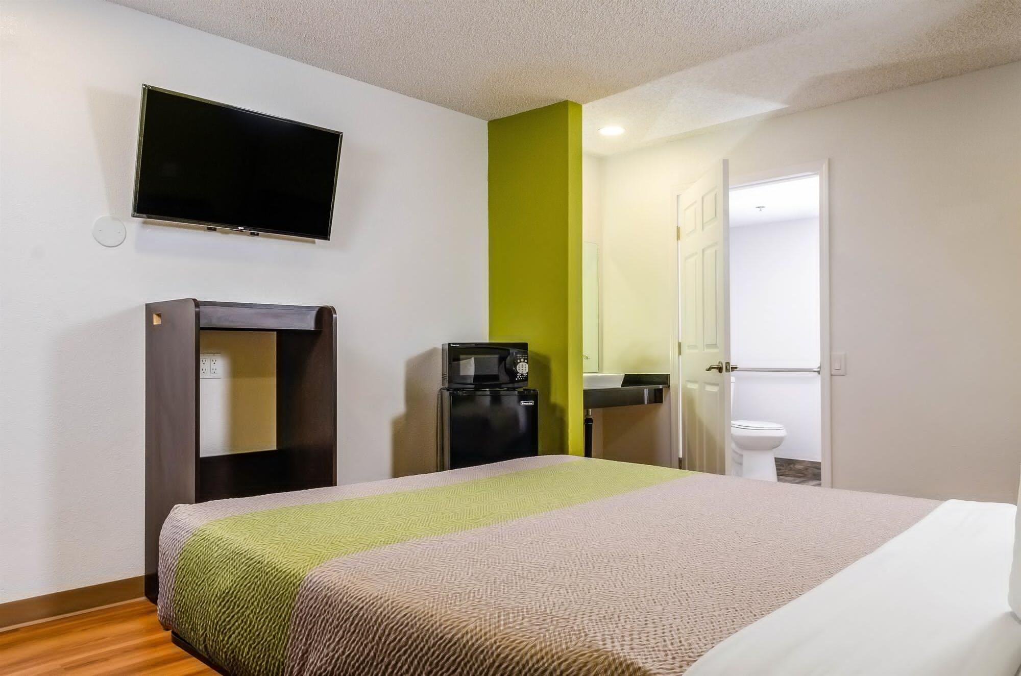 Motel 6-Fresno, Ca - Yosemite Hwy Zewnętrze zdjęcie