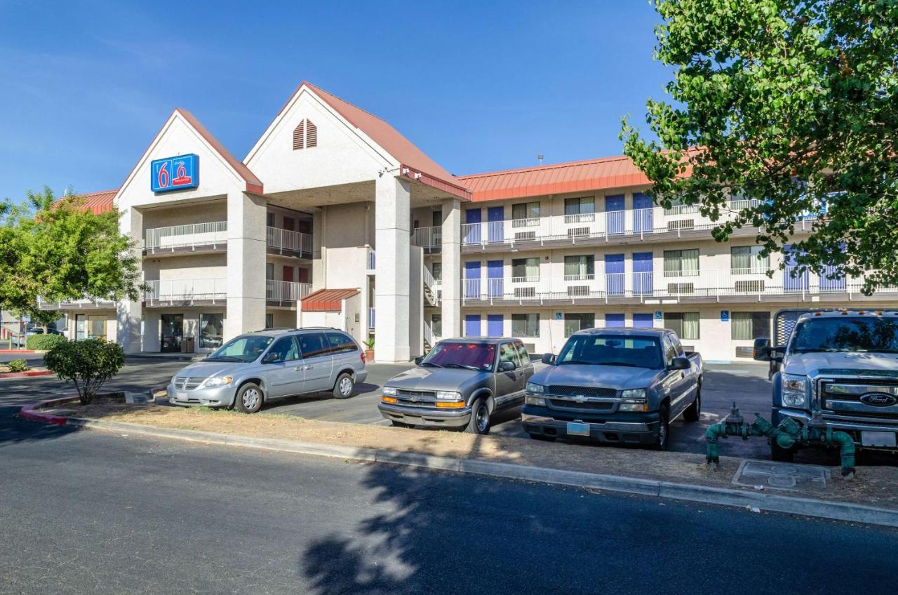 Motel 6-Fresno, Ca - Yosemite Hwy Zewnętrze zdjęcie
