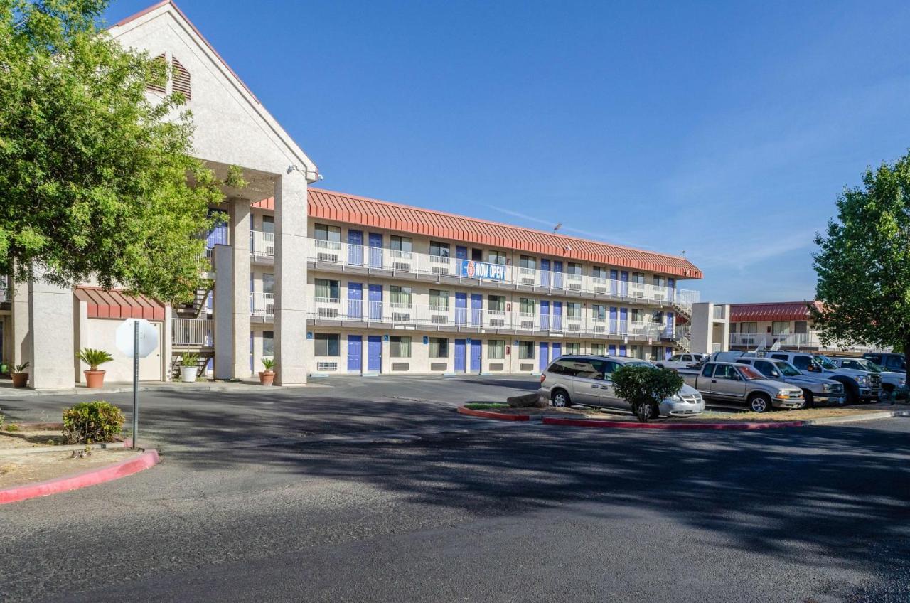 Motel 6-Fresno, Ca - Yosemite Hwy Zewnętrze zdjęcie